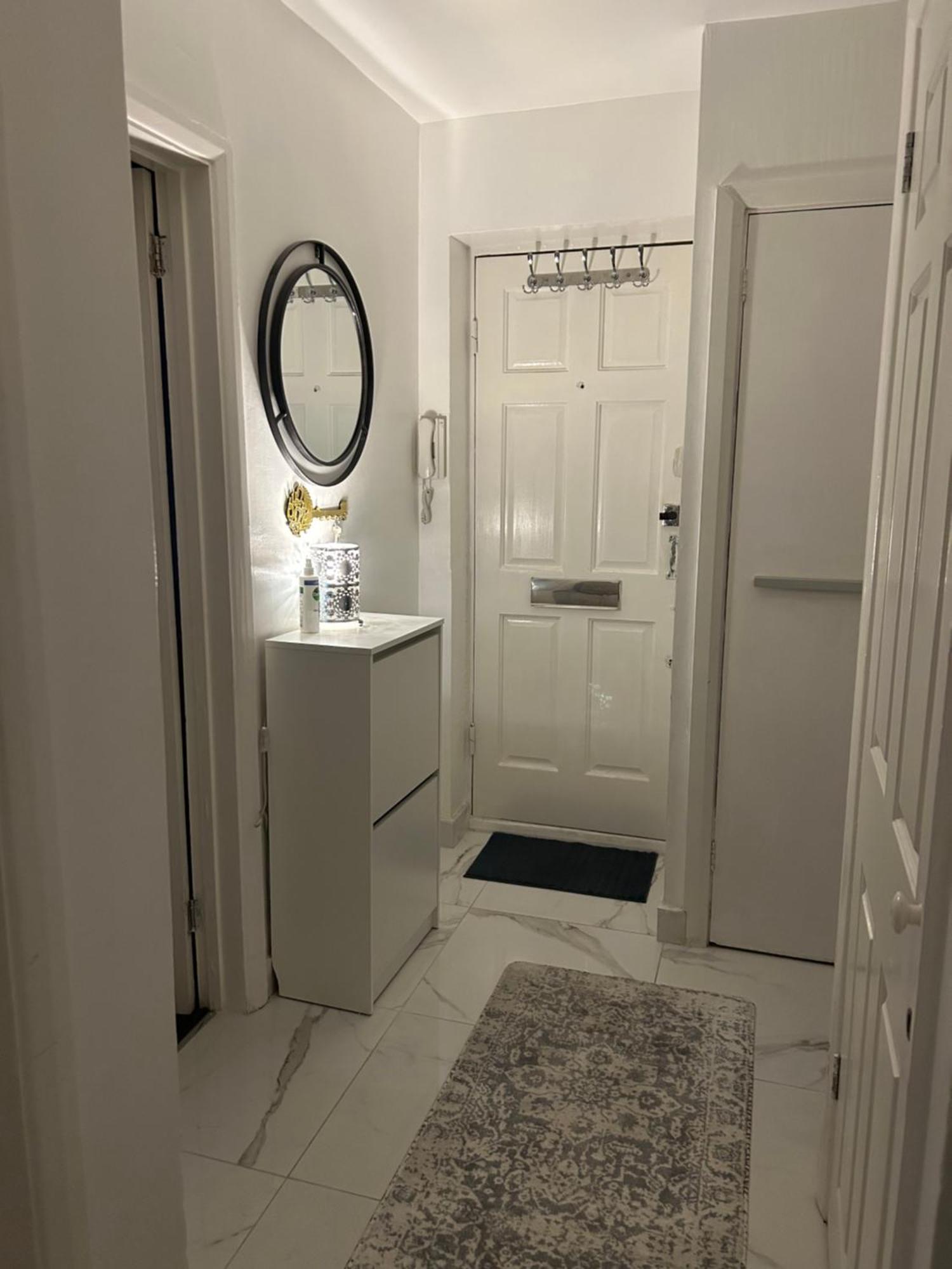 One Bedroom Flat In Chiswick W4 Londres Exterior foto